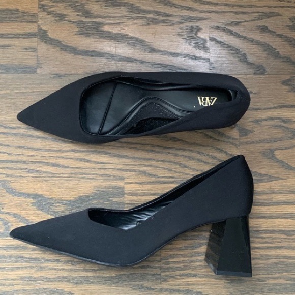 Zara Shoes Zara Black Pointy Toe Chunky Heel Poshmark